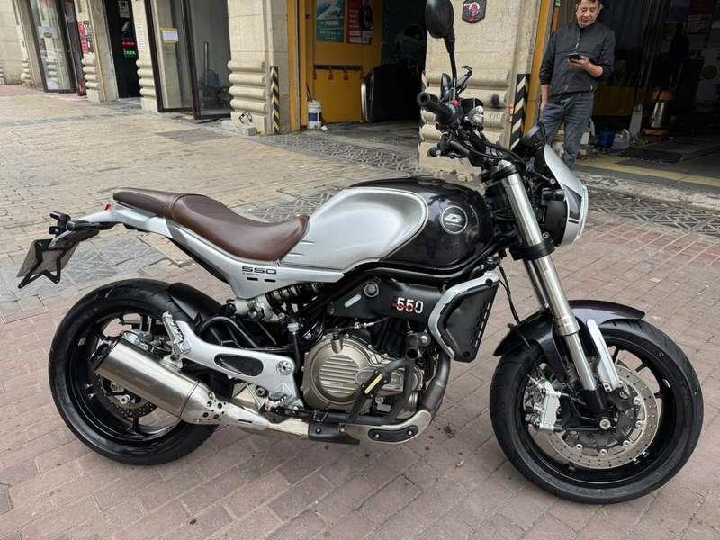 二手QJMOTOR逸550
