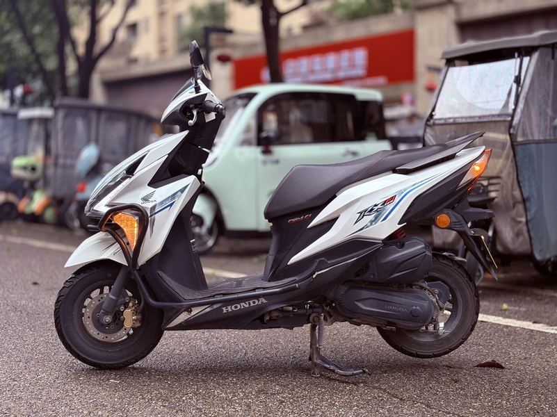 二手新大洲本田裂行 RX125Fi
