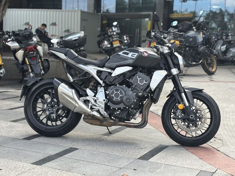 二手本田CB1000R