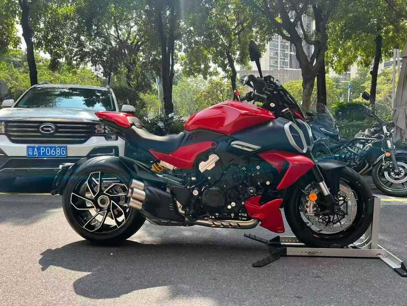 二手杜卡迪Diavel V4
