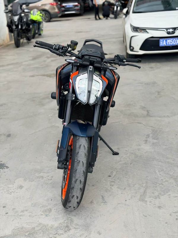 二手KTMR2R890 Duke