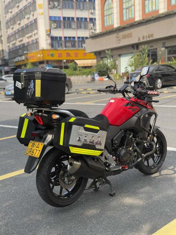 二手豪爵铃木DL250