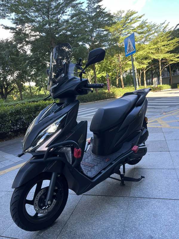二手新大洲本田裂行 RX125Fi