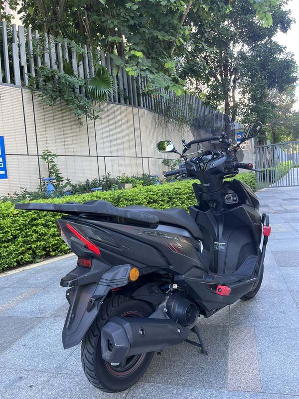 二手新大洲本田裂行 RX125Fi