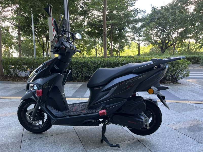 二手新大洲本田裂行 RX125Fi