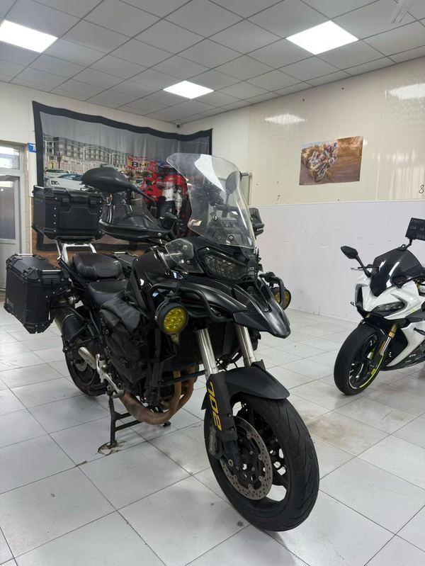 二手贝纳利TRK702