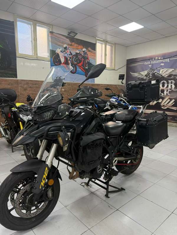 二手贝纳利TRK702