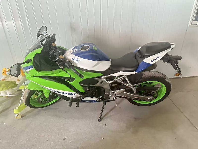 二手川崎ZX-4R