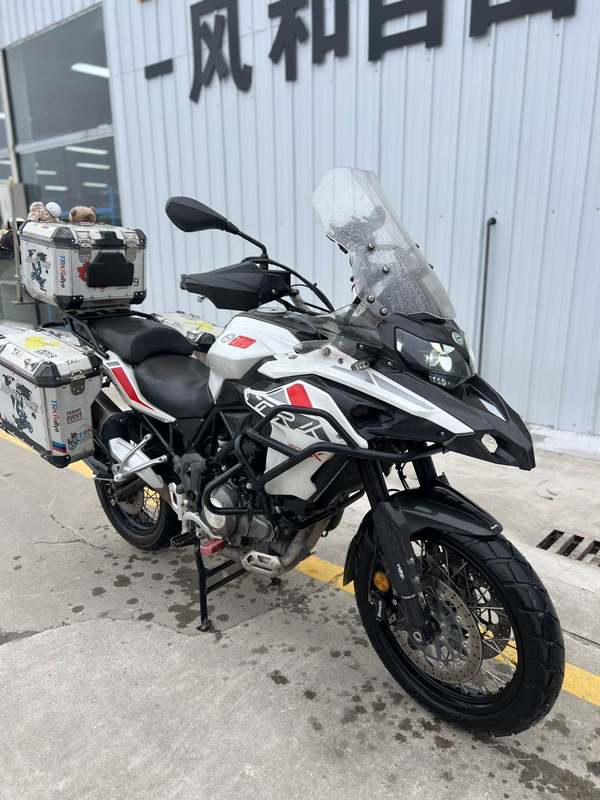 二手贝纳利金鹏 TRK502