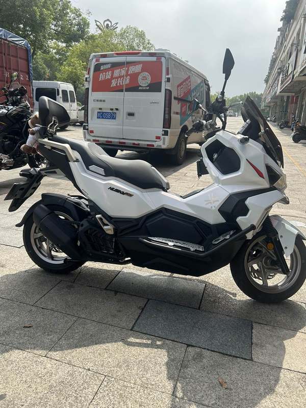 二手三阳哈士奇 Husky ADV150