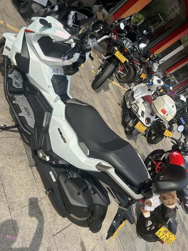 二手三阳哈士奇 Husky ADV150