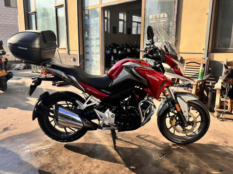 二手五羊本田猛鸷 CB190X
