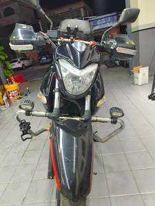 二手豪爵铃木骊驰 GW250