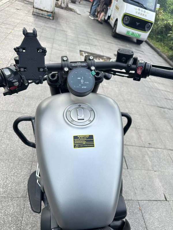 二手QJMOTOR闪250