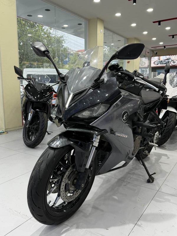 二手QJMOTOR赛400