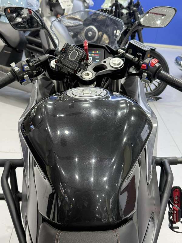 二手QJMOTOR赛400