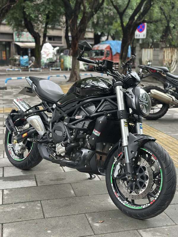 二手贝纳利752S