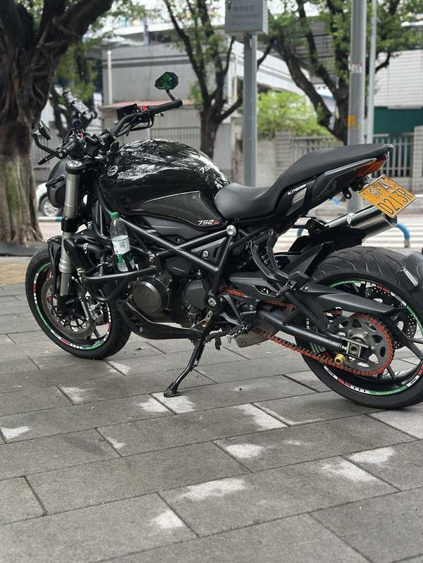 二手贝纳利752S