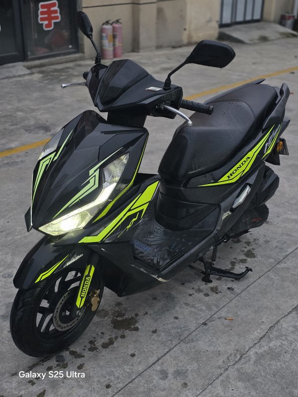 二手五羊本田NX125