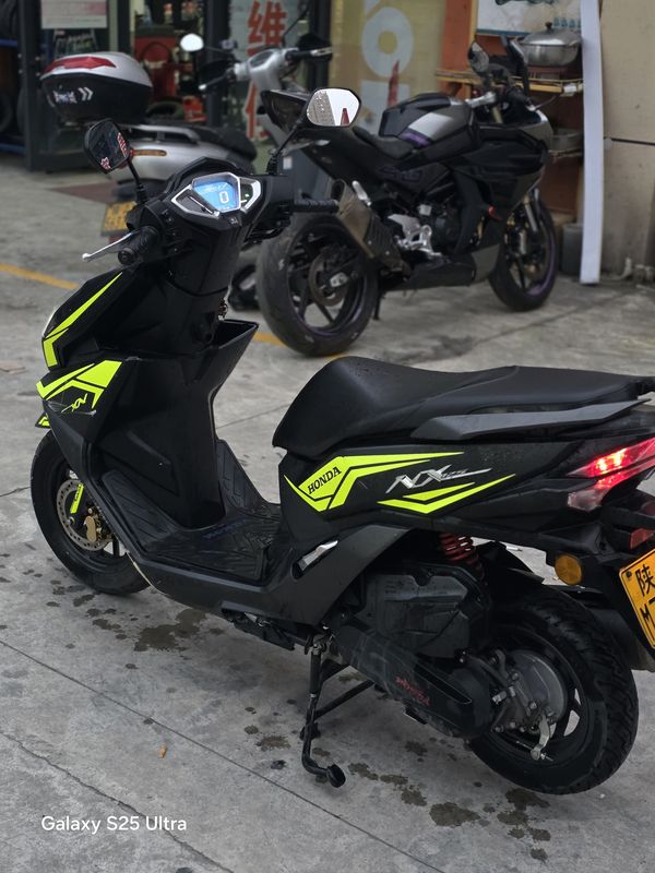 二手五羊本田NX125