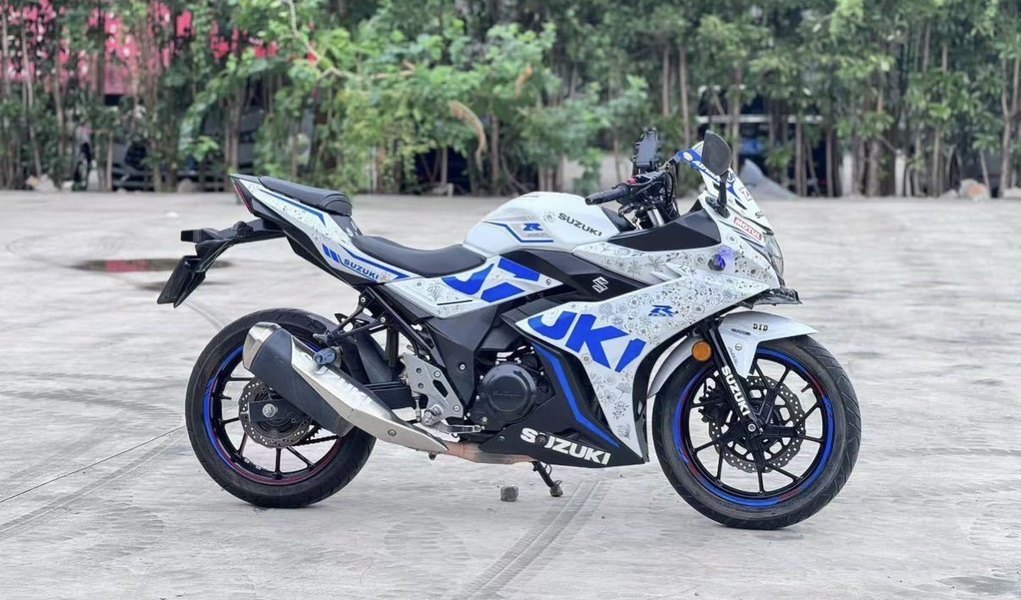 二手豪爵铃木GSX250R
