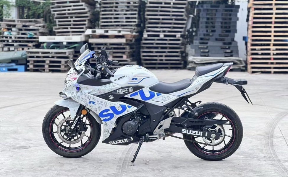 二手豪爵铃木GSX250R
