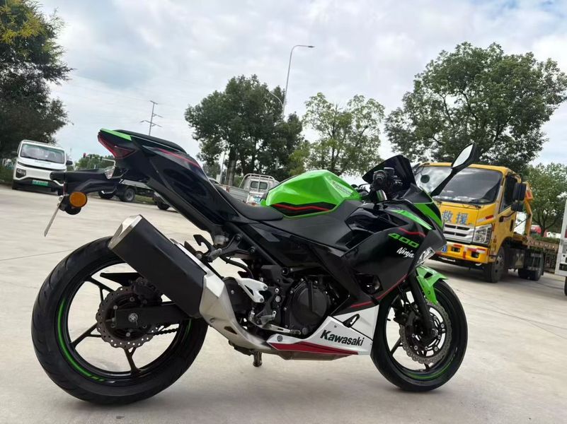 二手川崎Ninja 400