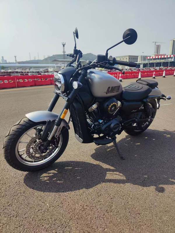 二手QJMOTOR闪250