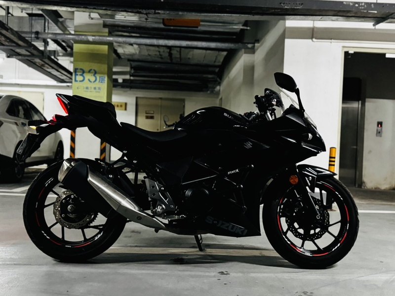 二手豪爵铃木GSX250R