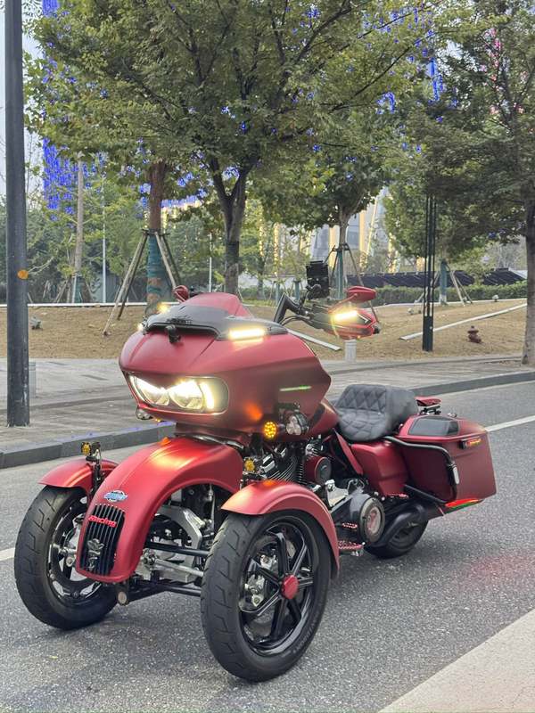 二手哈雷戴维森公路滑翔 Road Glide