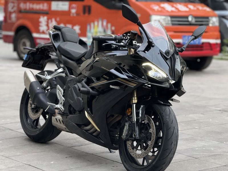 二手QJMOTOR赛800