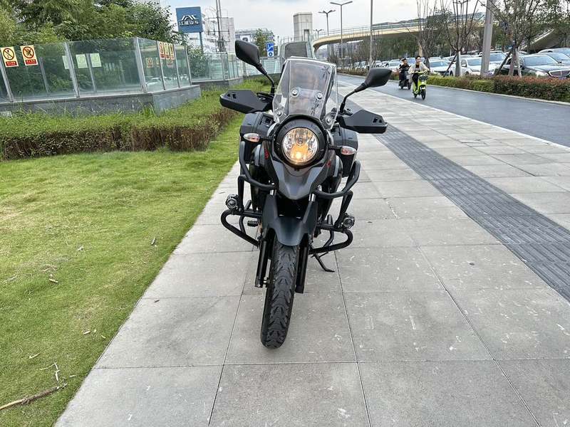 二手豪爵铃木DL250