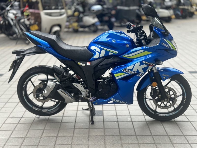 二手济南铃木极客飒 Gixxer 155