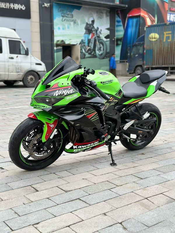 二手川崎ZX-4R