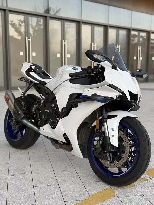 二手雅马哈YZF-R1