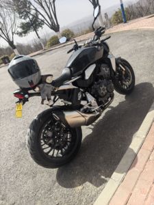 二手本田CB1000R