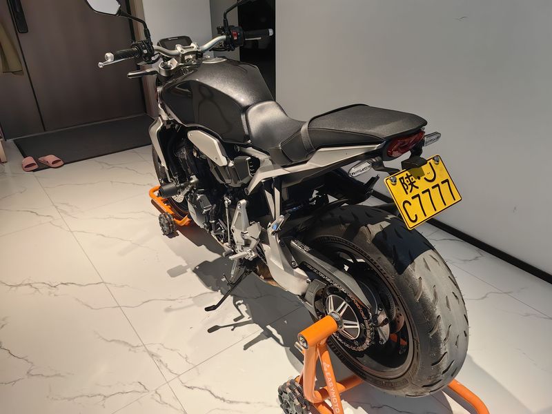 二手本田CB1000R