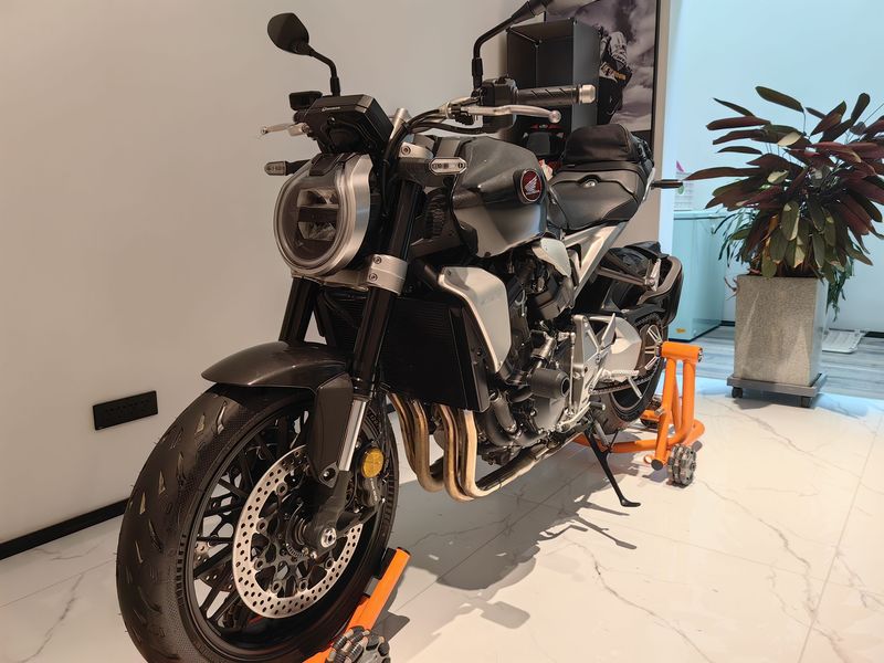 二手本田CB1000R