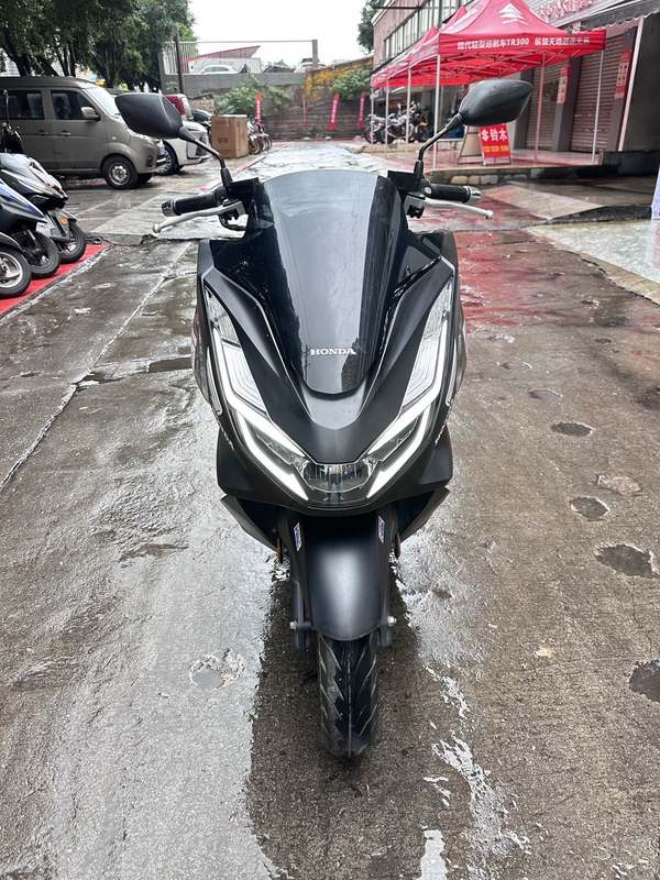 二手五羊本田PCX