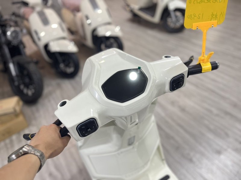 二手QJMOTOR阳光迪诺