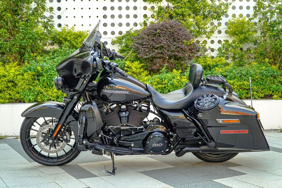 二手哈雷戴维森大道滑翔 Street Glide