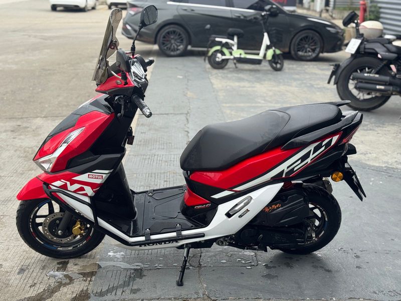 二手五羊本田NX125