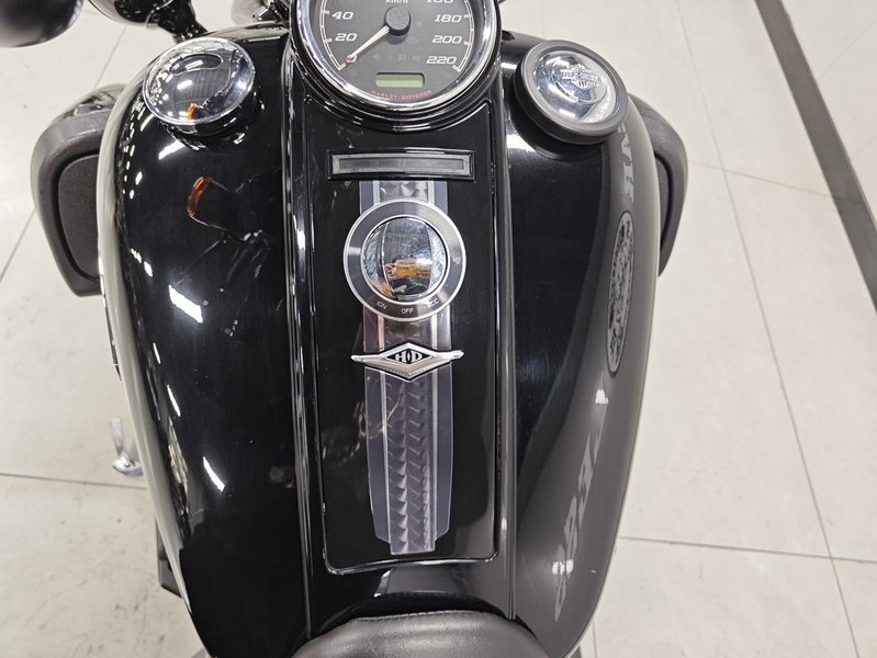 二手哈雷戴维森路王定制版 Road King Special