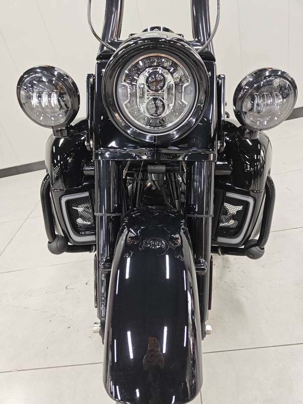 二手哈雷戴维森路王定制版 Road King Special