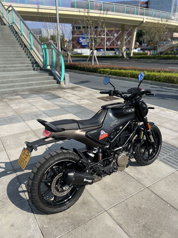二手HUSQVARNA黑箭 401