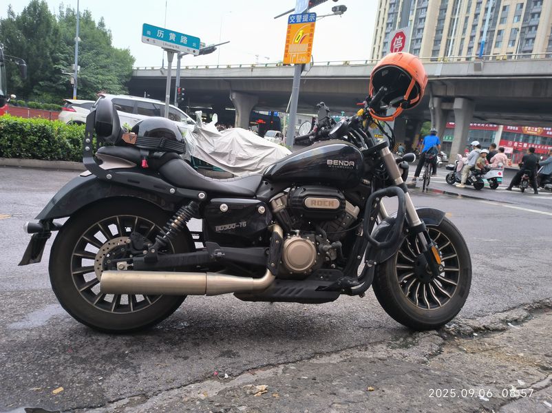 二手奔达Rock300 灰石