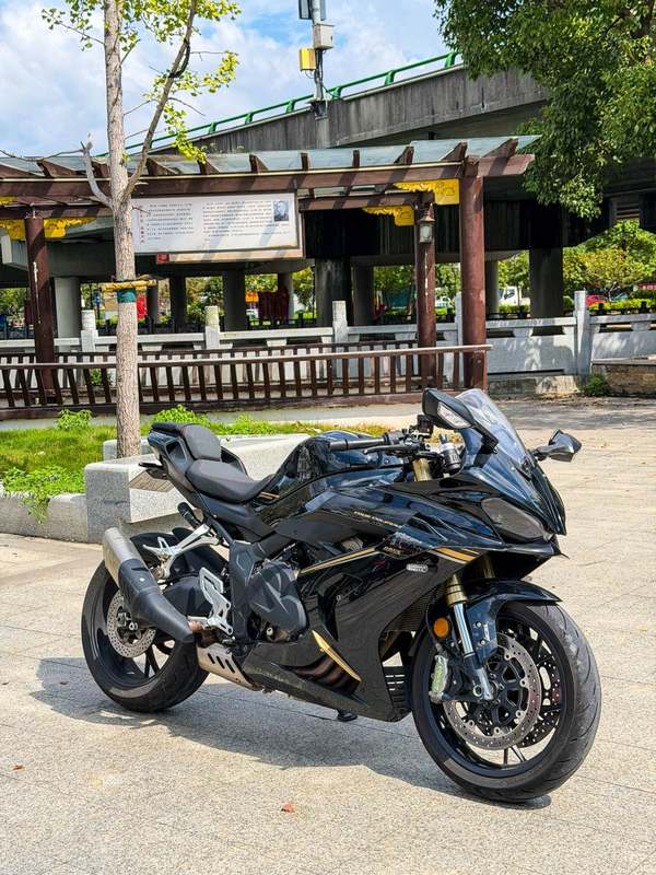 二手QJMOTOR赛800