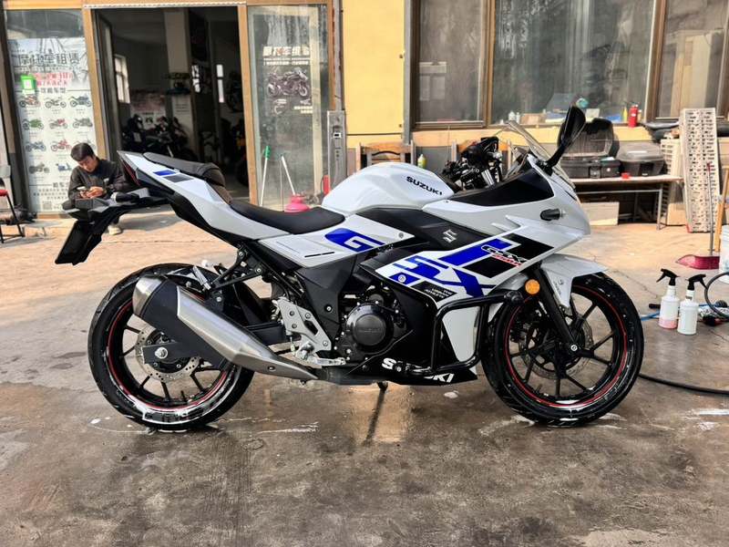 二手豪爵铃木GSX250R