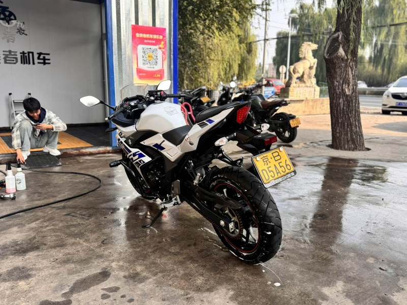 二手豪爵铃木GSX250R