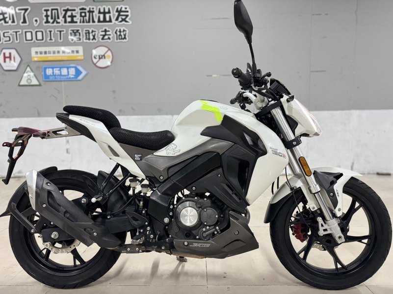 二手贝纳利小迅龙 BN150S